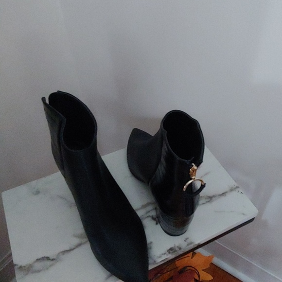 Brand new in my closet with and without tags - Picture 2 of 7